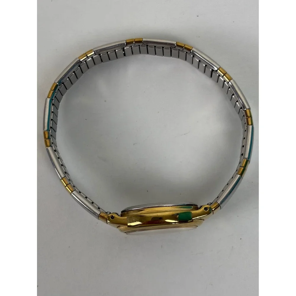 Vintage Cavatnia Timex Oval Watch 7.5